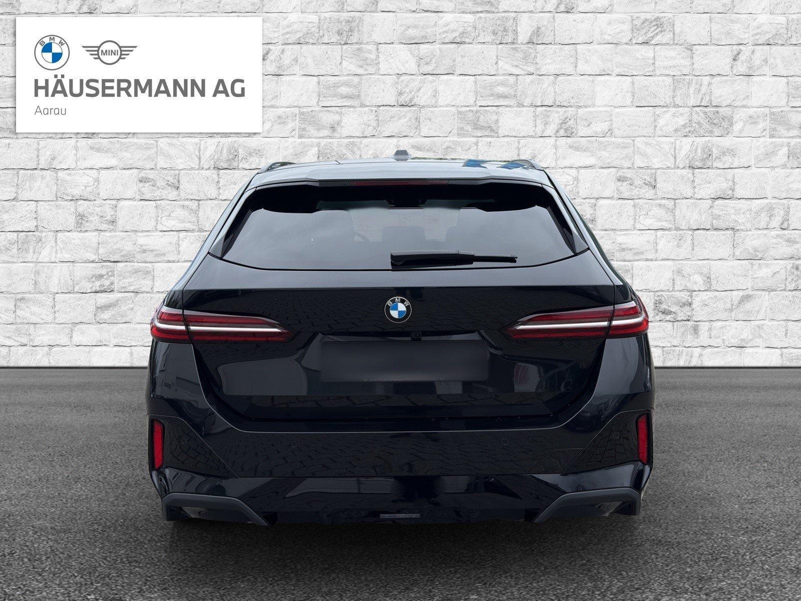 BMW 520d xDrive Touring M Sport-image-5