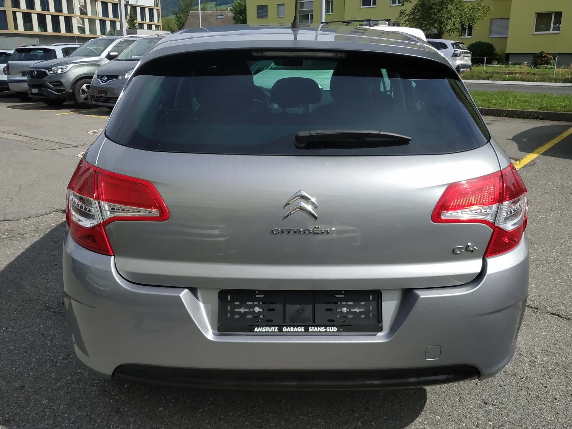 CITROEN C4 1.2 Pure Tech Live Edition-image-8