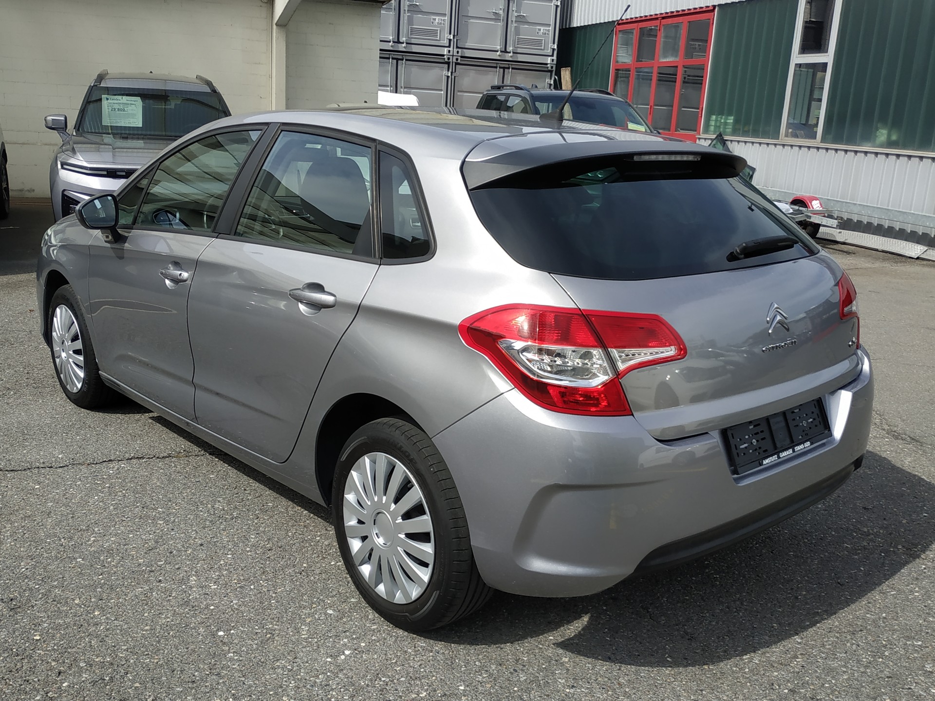 CITROEN C4 1.2 Pure Tech Live Edition-image-4