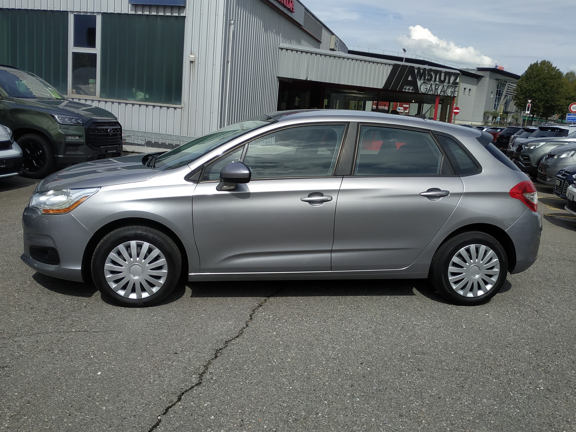 CITROEN C4 1.2 Pure Tech Live Edition-image-7