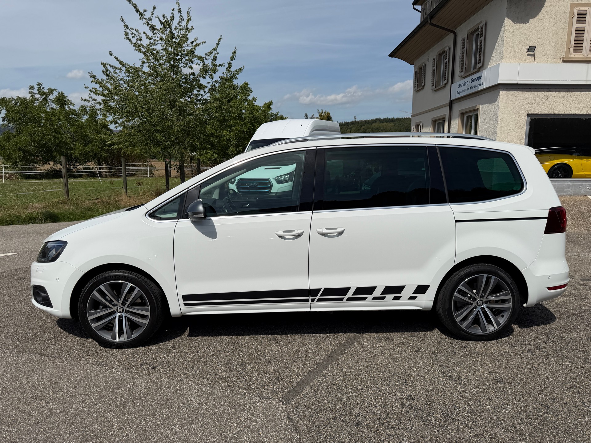 SEAT Alhambra 1.4 TSI DSG SWISS FR2-image-1