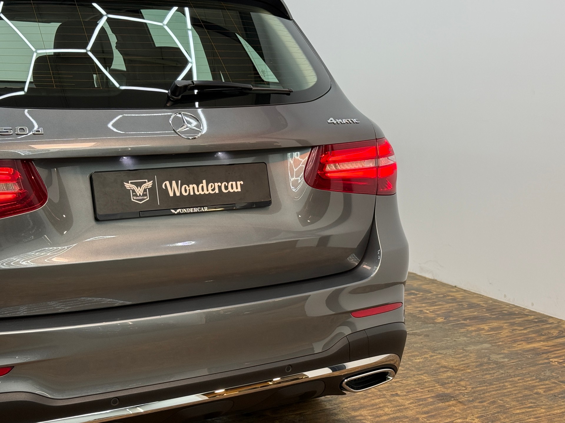 MERCEDES-BENZ GLC 350 d AMG Line 4Matic 9G-Tronic-image-12