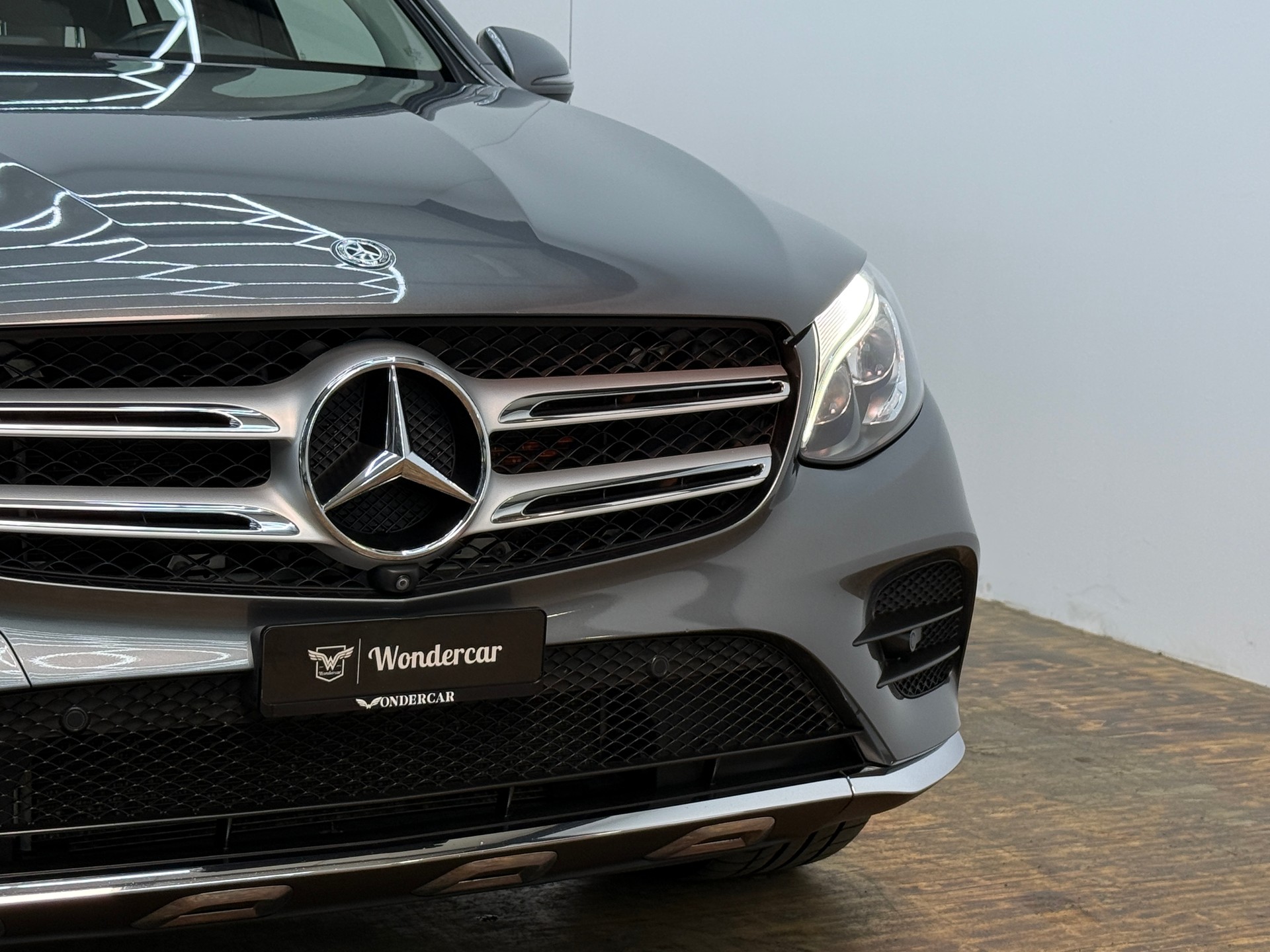 MERCEDES-BENZ GLC 350 d AMG Line 4Matic 9G-Tronic-image-3