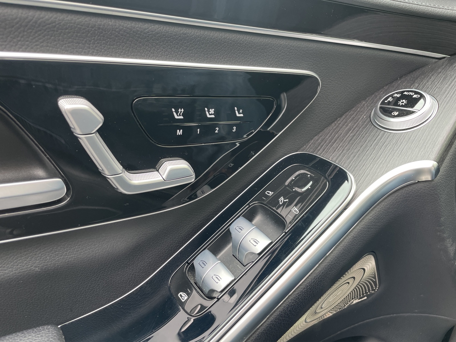 MERCEDES-BENZ S 350 d 4Matic AMG Line 9G-Tronic-image-17