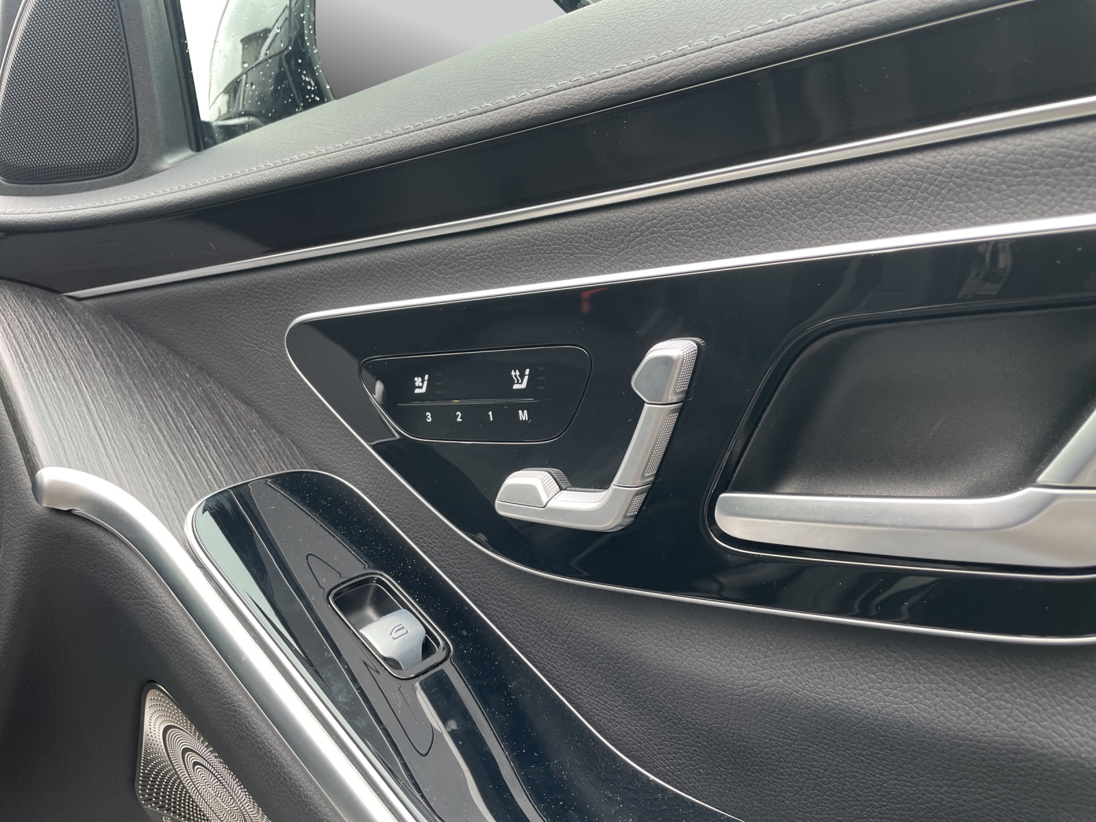 MERCEDES-BENZ S 350 d 4Matic AMG Line 9G-Tronic-image-18