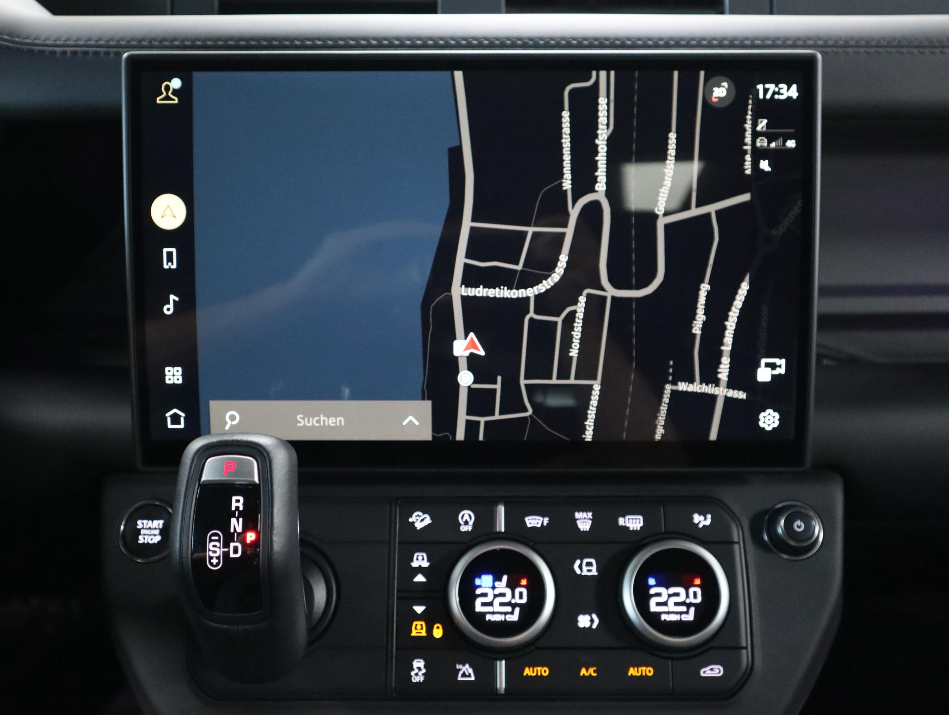 LAND ROVER Defender 110 3.0 D I6 350 X-Dynamic HSE AWD AT8-image-16