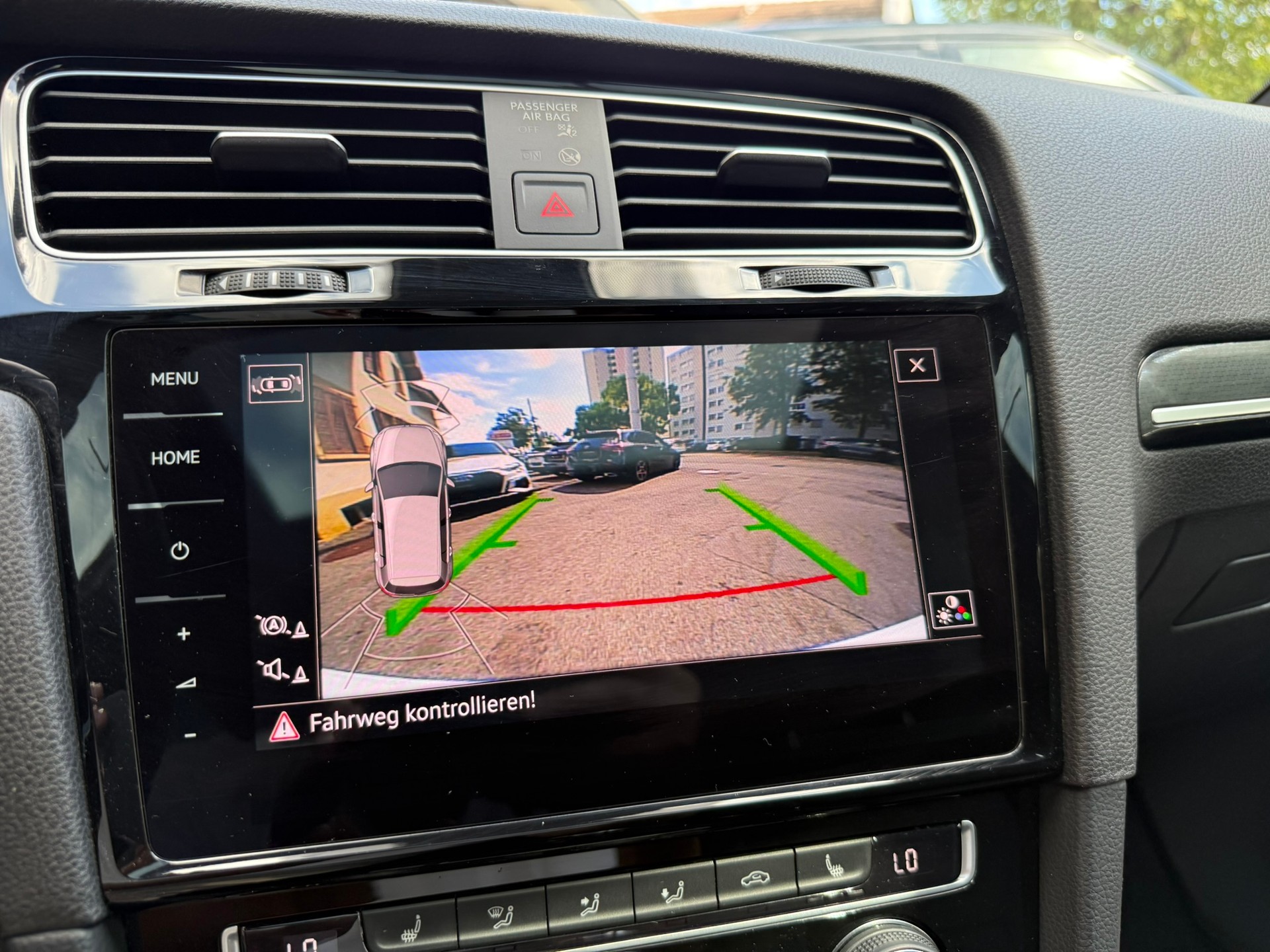 VW Golf VII 2.0 TSI R DSG 4motion-image-18
