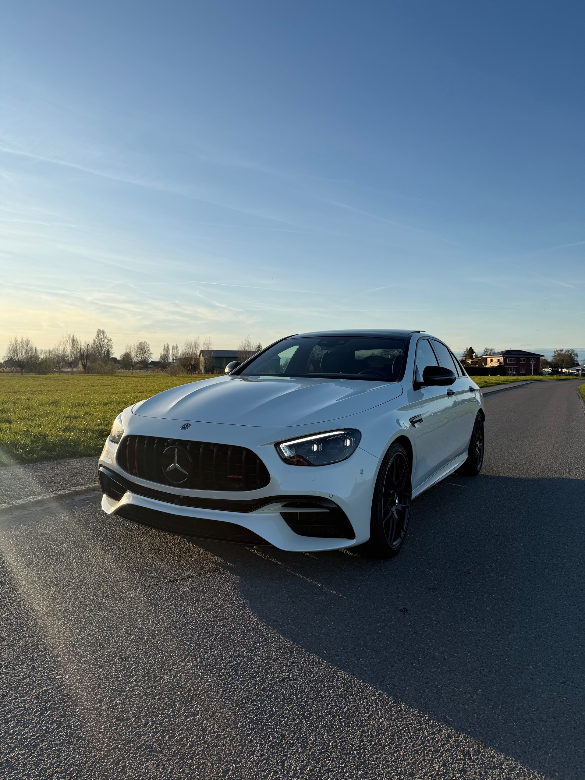 MERCEDES-BENZ E 63 S AMG 4matic+-image-1