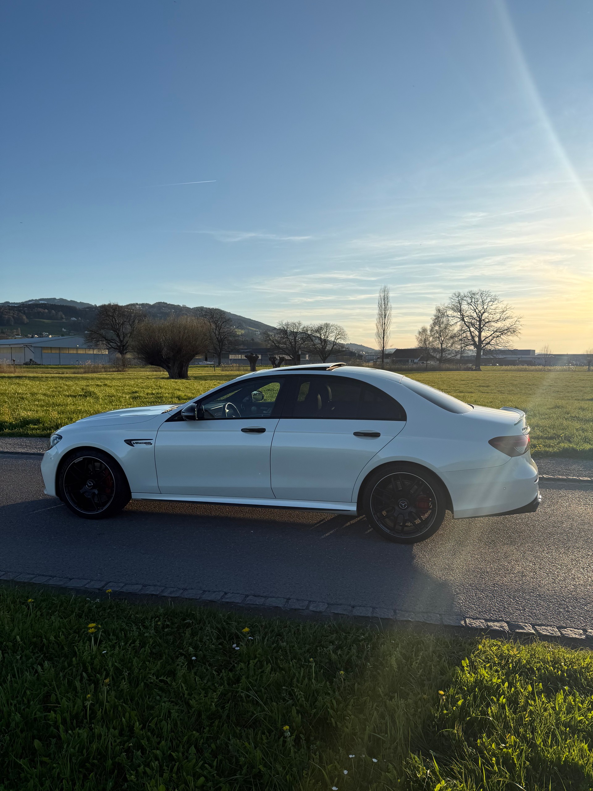 MERCEDES-BENZ E 63 S AMG 4matic+-image-5