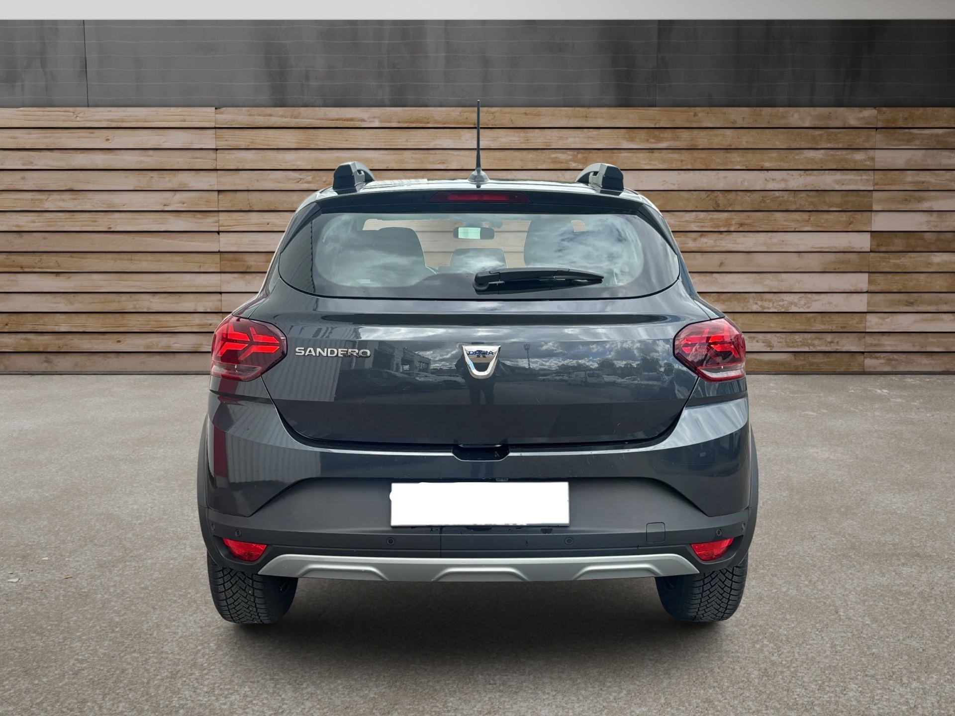 DACIA Sandero Stepway TCe 90 Comfort CVT-image-4