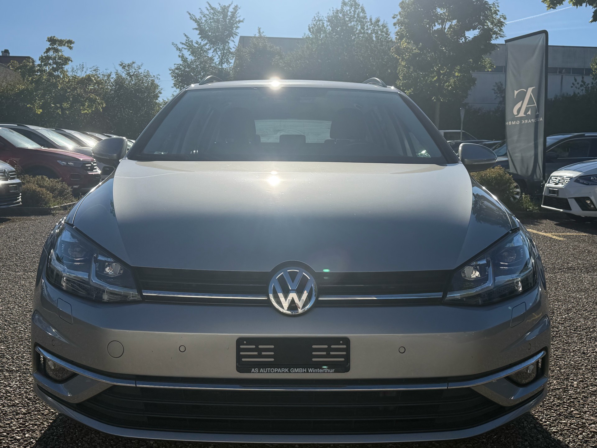 VW Golf Variant 2.0 TDI Comfortline DSG-image-1