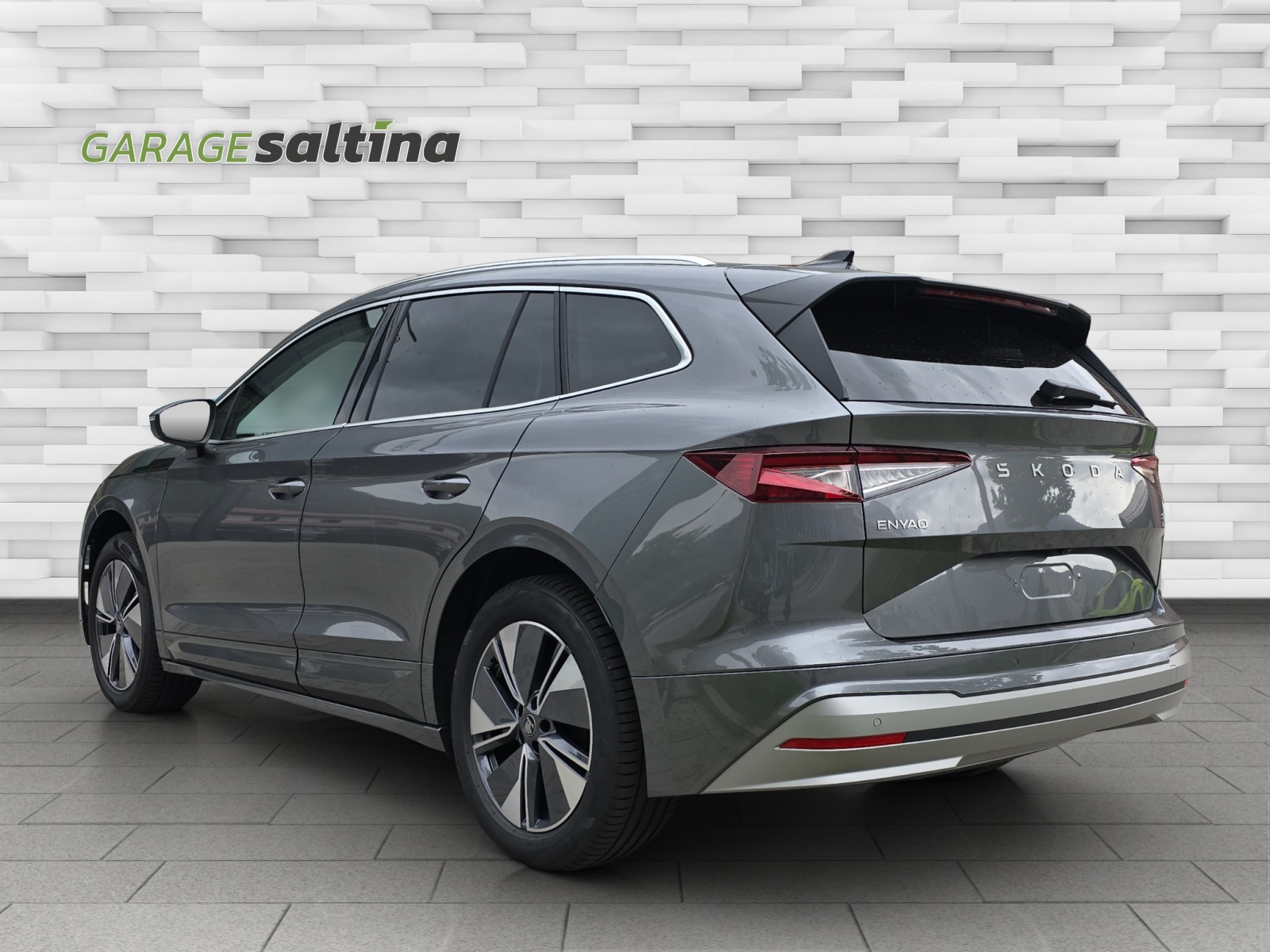 SKODA Enyaq 85 Dynamic-image-1