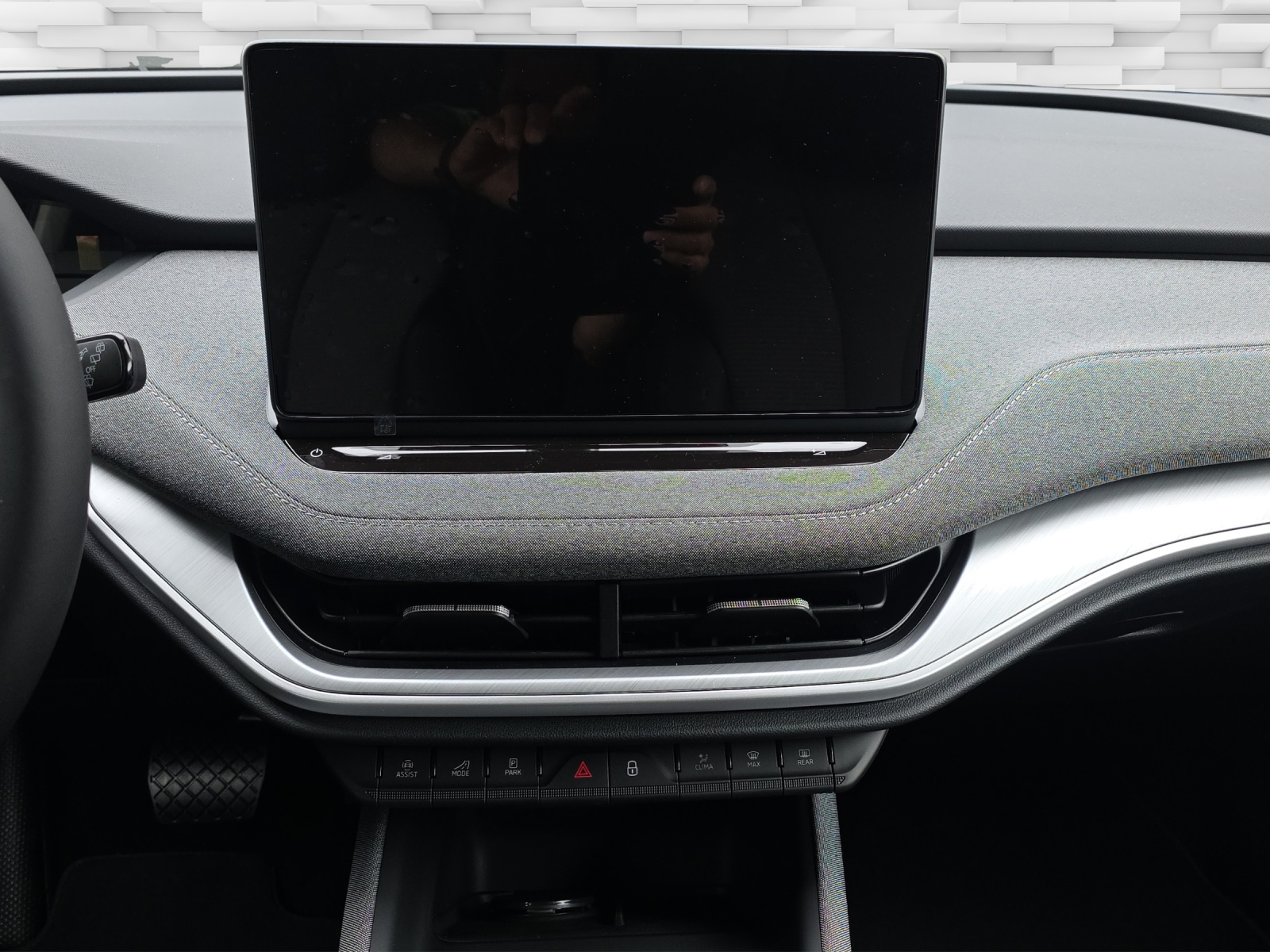 SKODA Enyaq 85 Dynamic-image-7