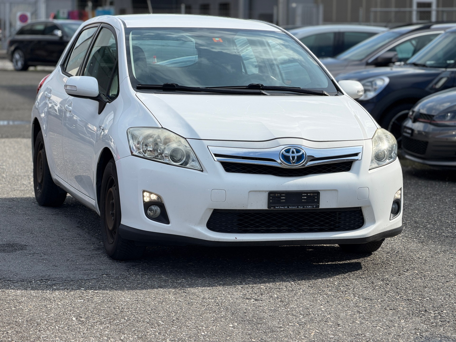 TOYOTA Auris 1.8 16V HSD Linea Luna-image-2