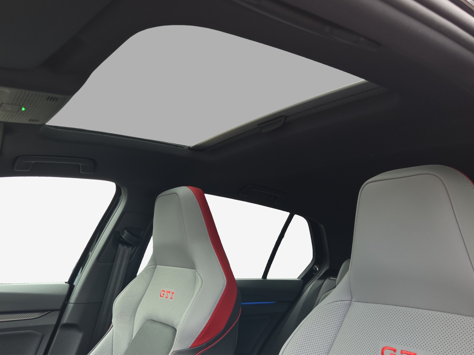 VW Golf 2.0 TSI GTI Clubsport DSG-image-14