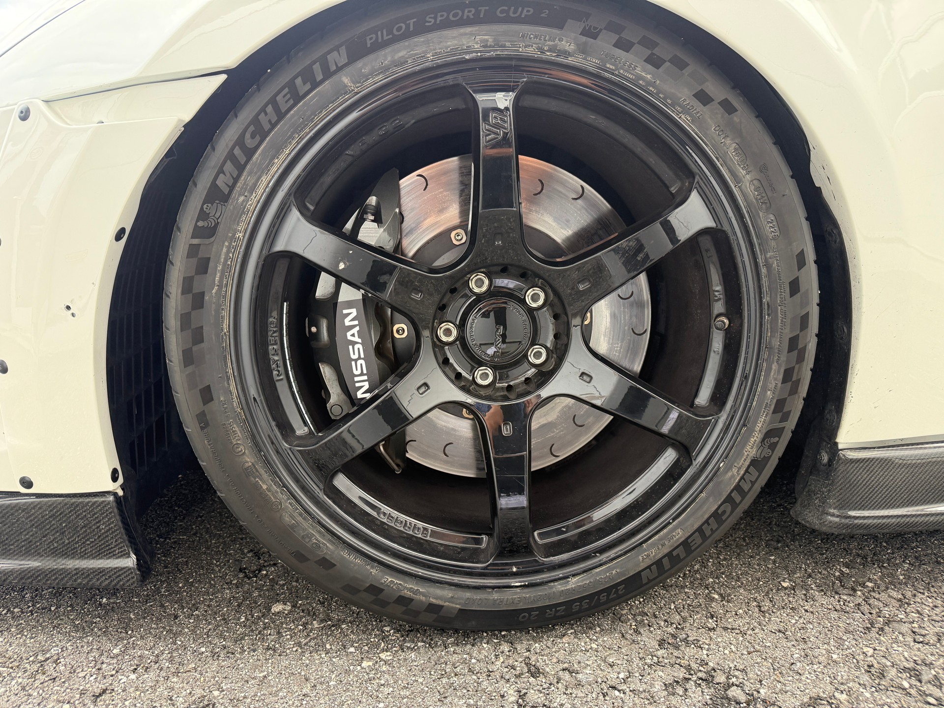 NISSAN GT-R 3.8 V6 Biturbo-image-2