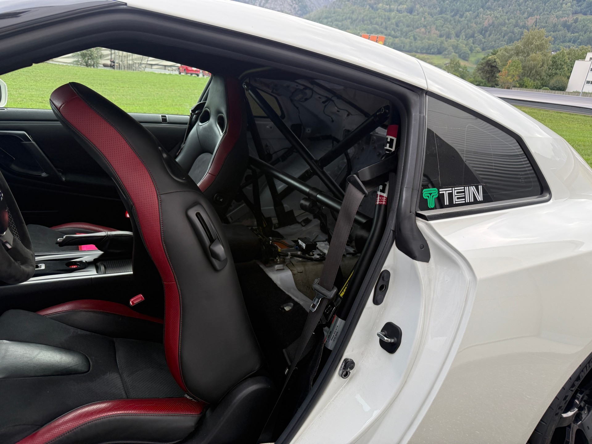 NISSAN GT-R 3.8 V6 Biturbo-image-4