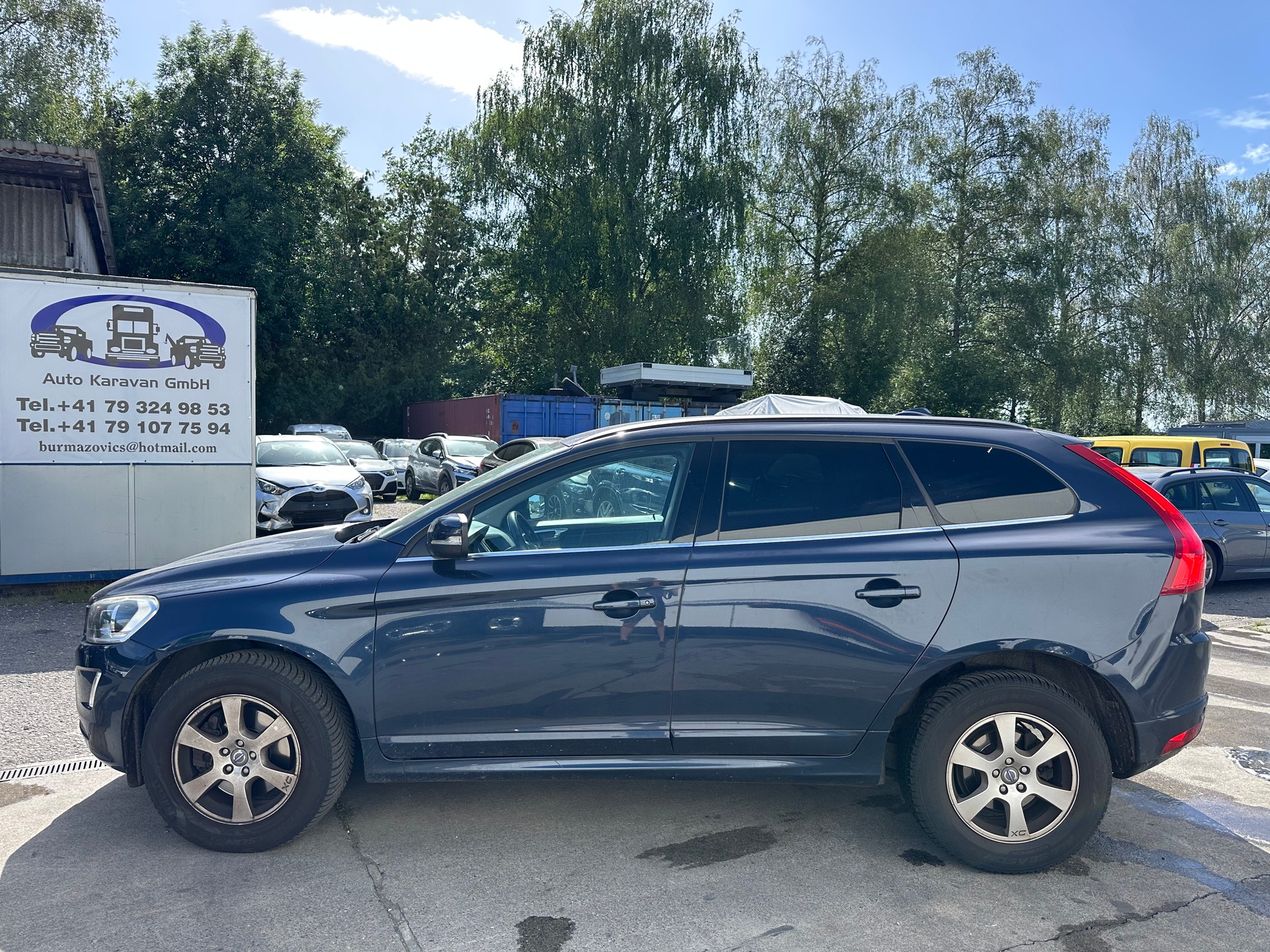 VOLVO XC60 D5 AWD Kinetic Geartronic-image-2