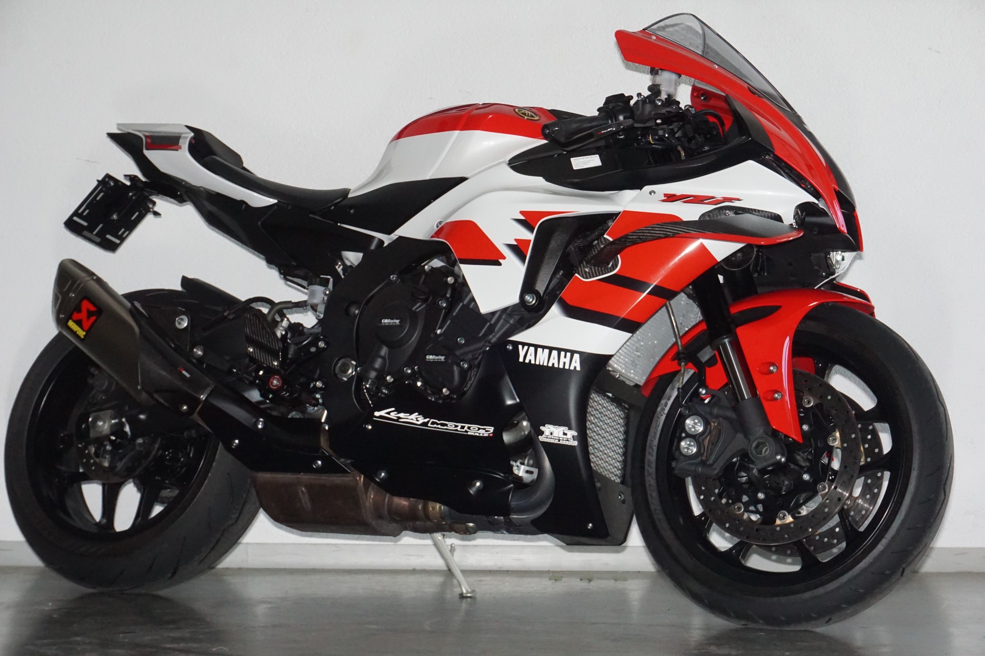YAMAHA YZF-R1 ABS-image-6
