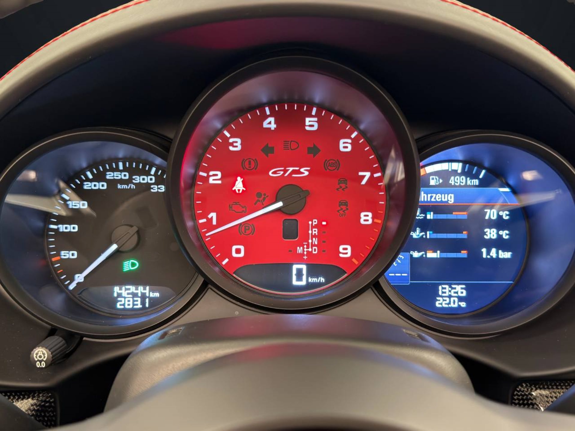 PORSCHE 718 Boxster GTS 4.0-image-22