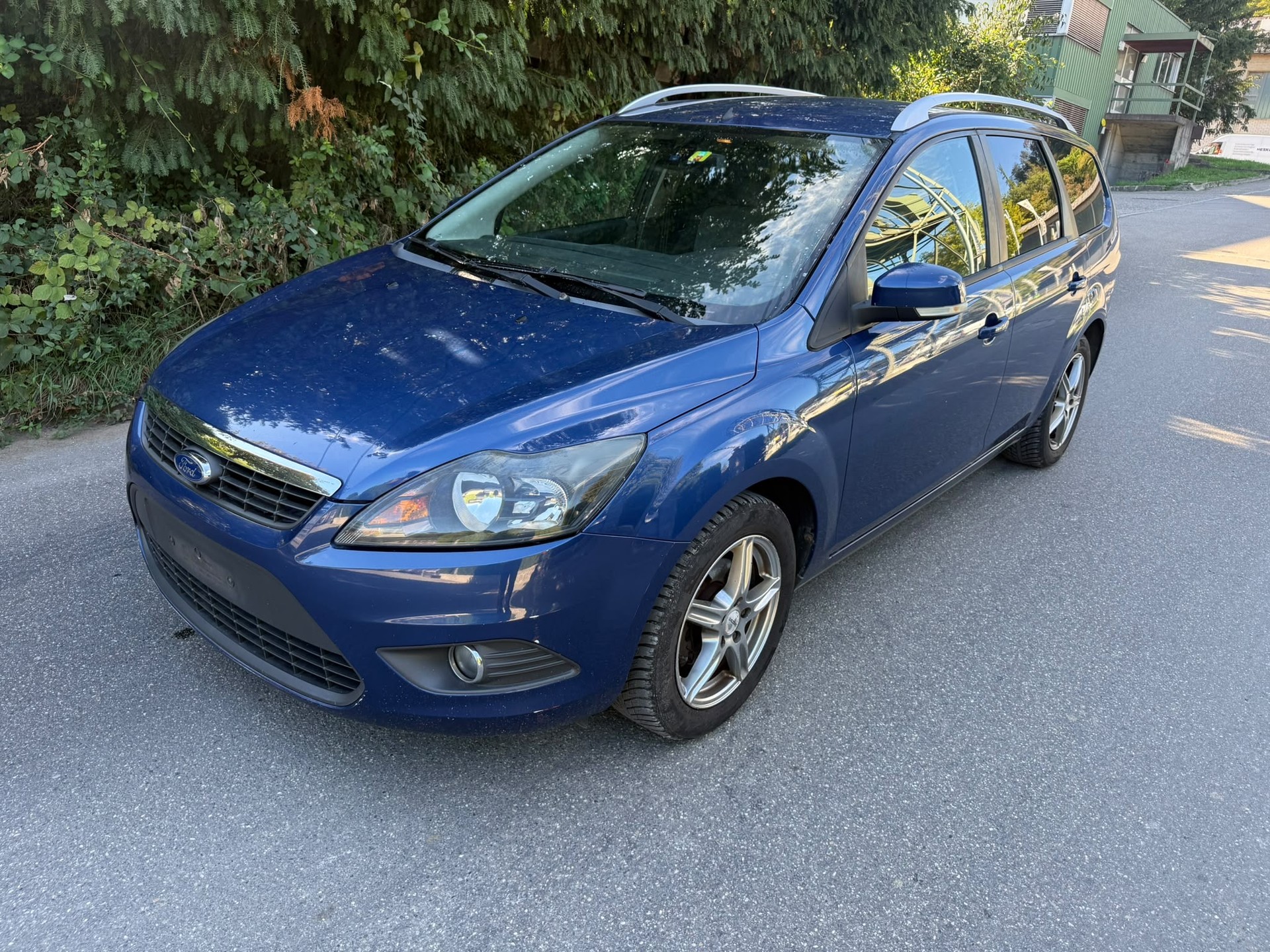 FORD Focus 1.8i Titanium-image-2