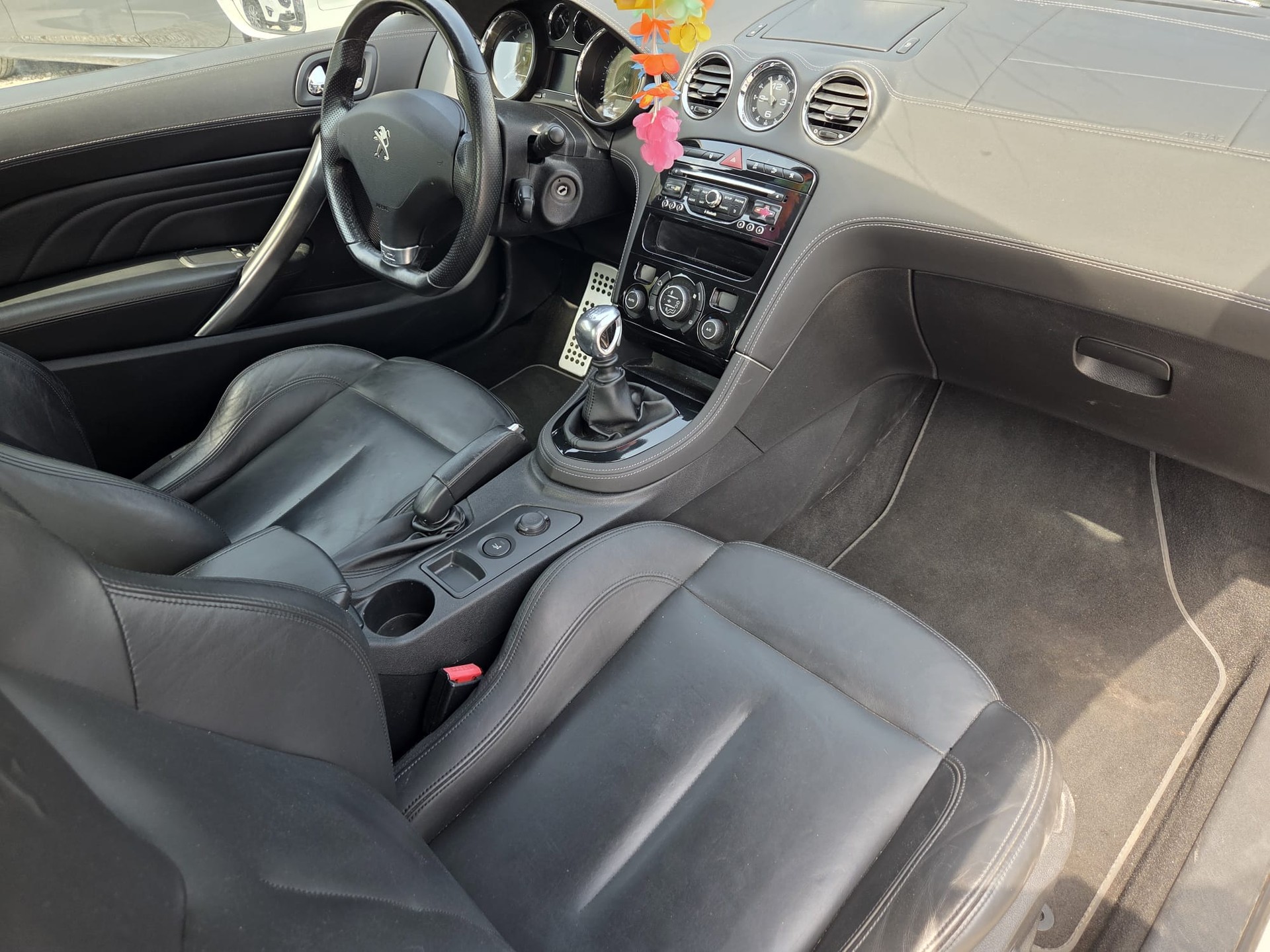 PEUGEOT RCZ 1.6 Turbo-image-9