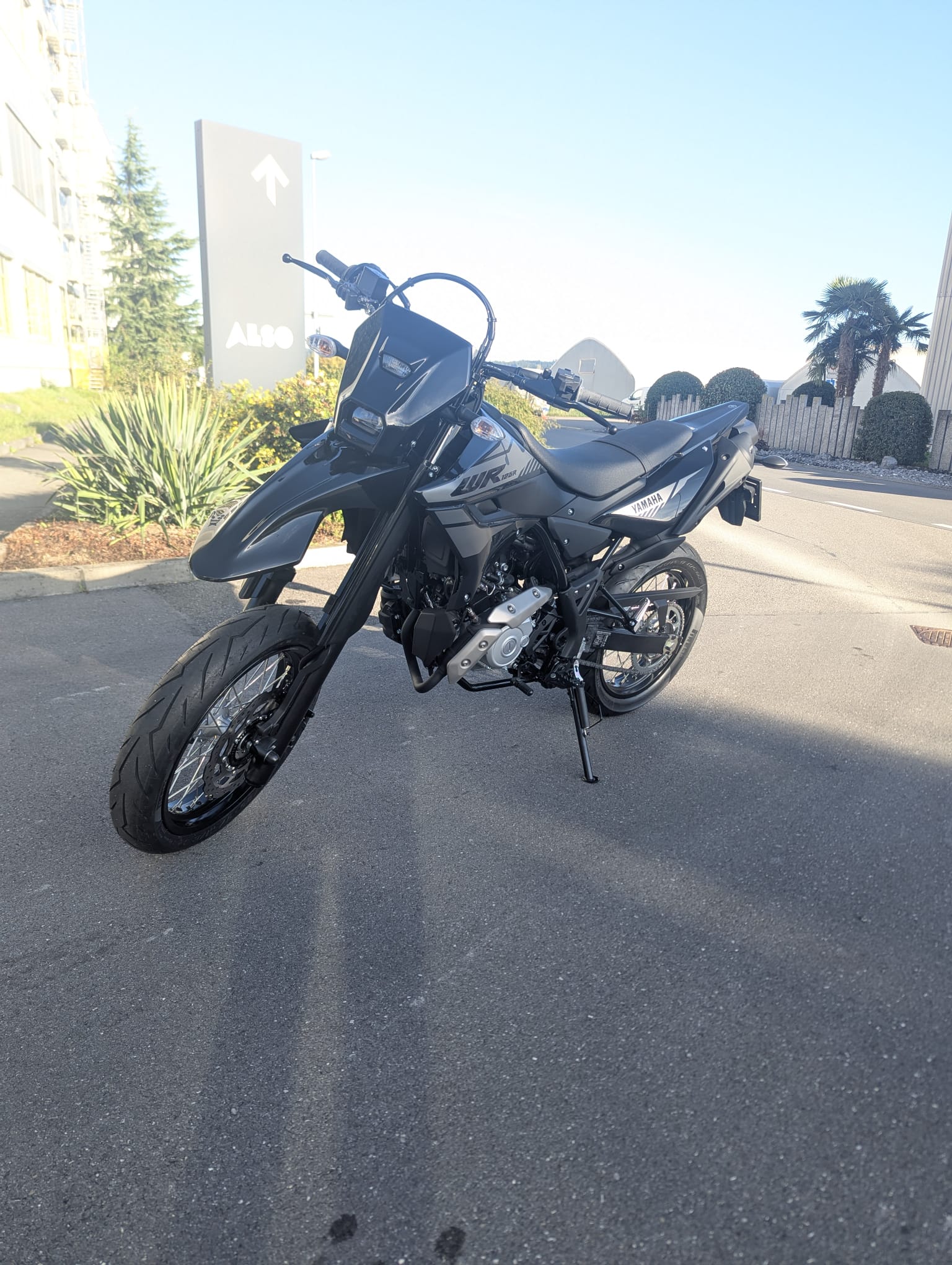 YAMAHA WR125R Supermoto Edition