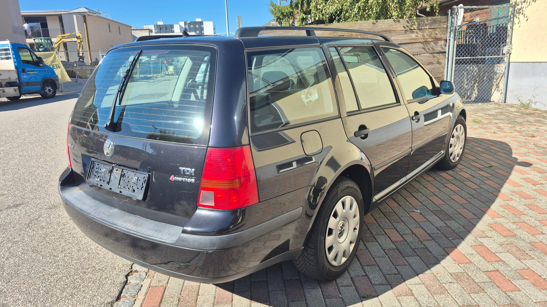 VW Golf Variant 1.9 TDI 4Motion-image-5