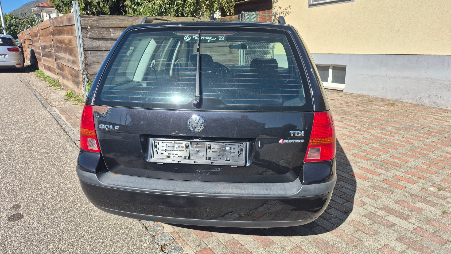VW Golf Variant 1.9 TDI 4Motion-image-6