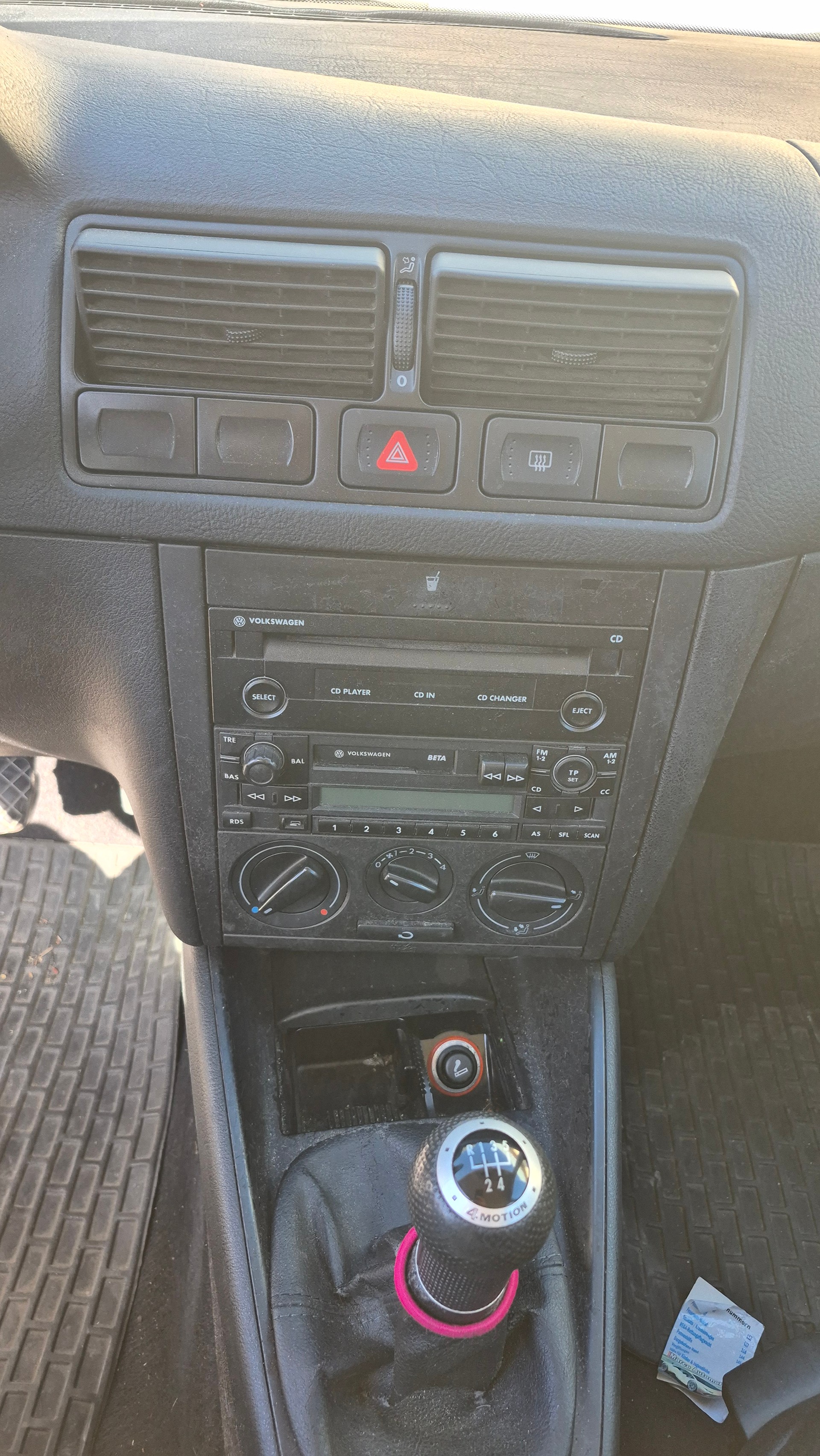 VW Golf Variant 1.9 TDI 4Motion-image-11