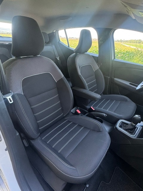 DACIA 1.0 TCe Journey-image-5