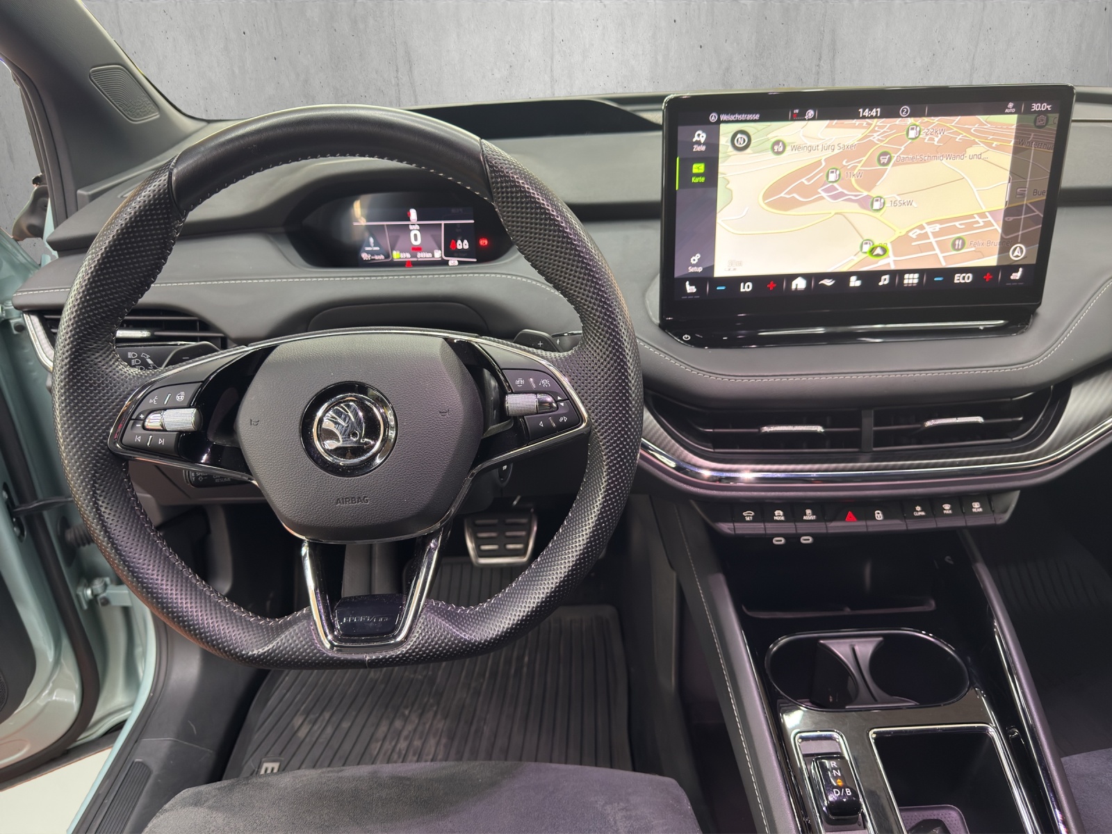 SKODA Enyaq iV 80x SportLine-image-8