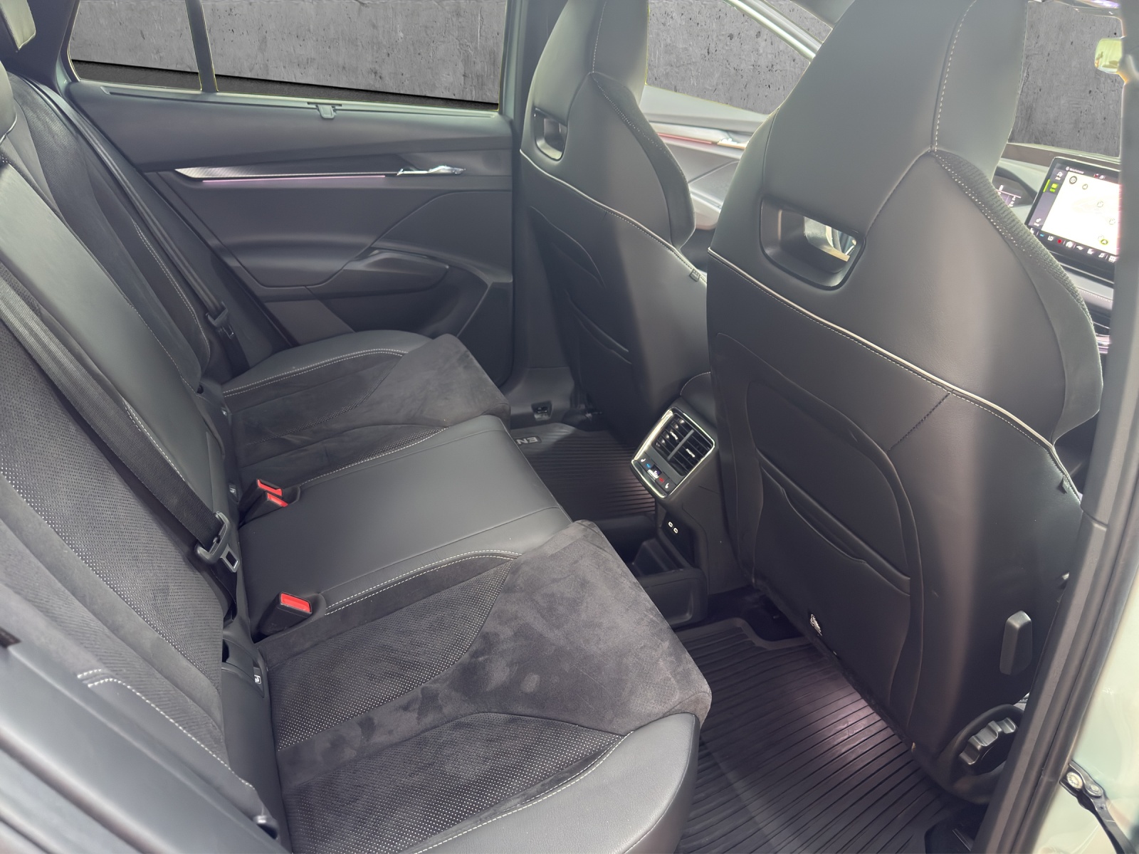 SKODA Enyaq iV 80x SportLine-image-11