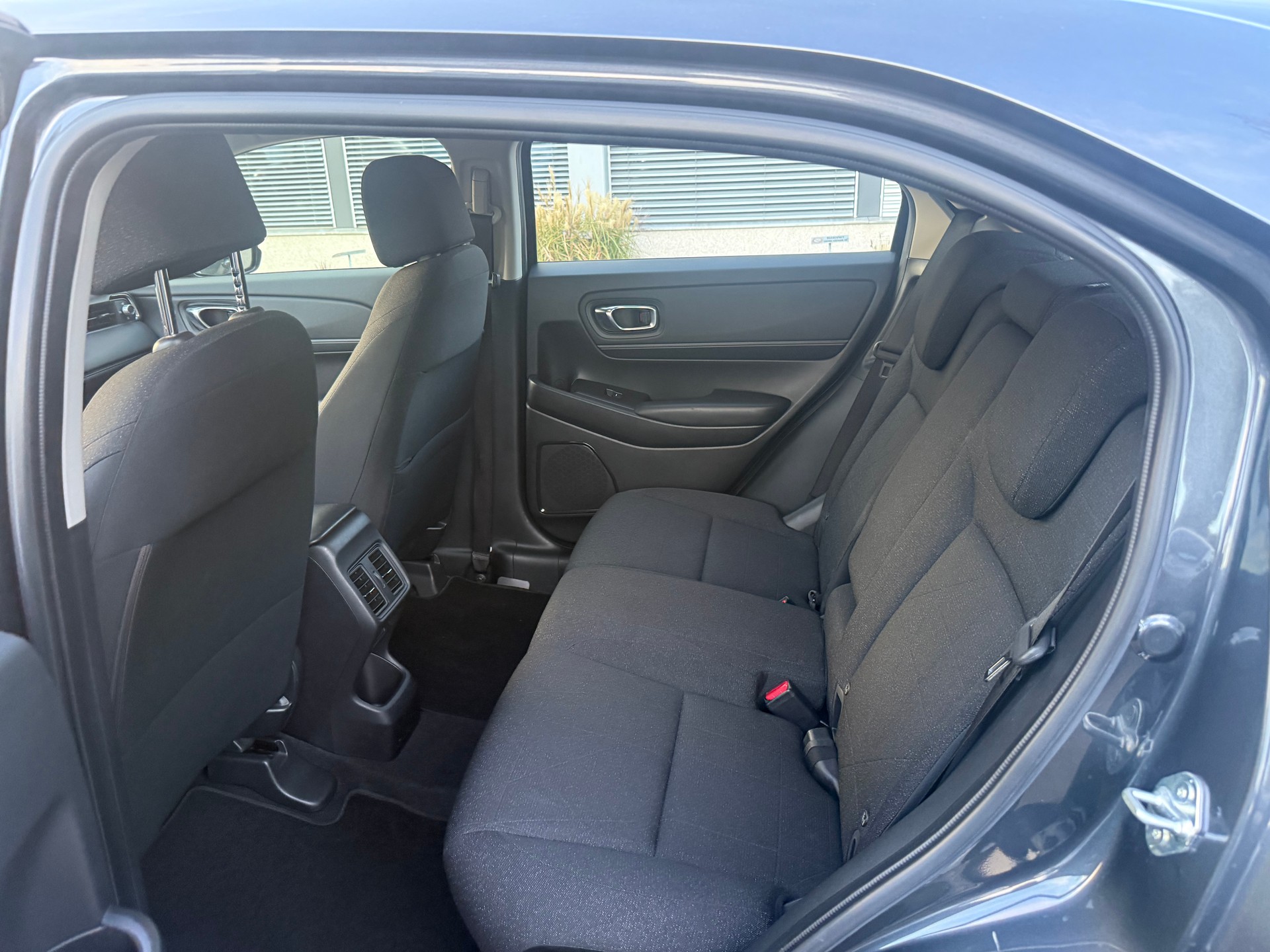 HONDA HR-V 1.5i-MMD Elegance CVT-image-8