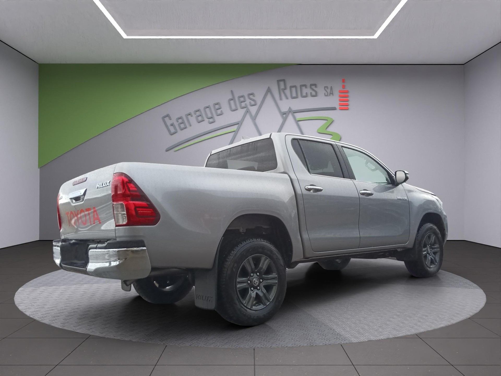 TOYOTA Hilux Double Cab.-Pick-up 2.8 D-4D 204 Style-image-4
