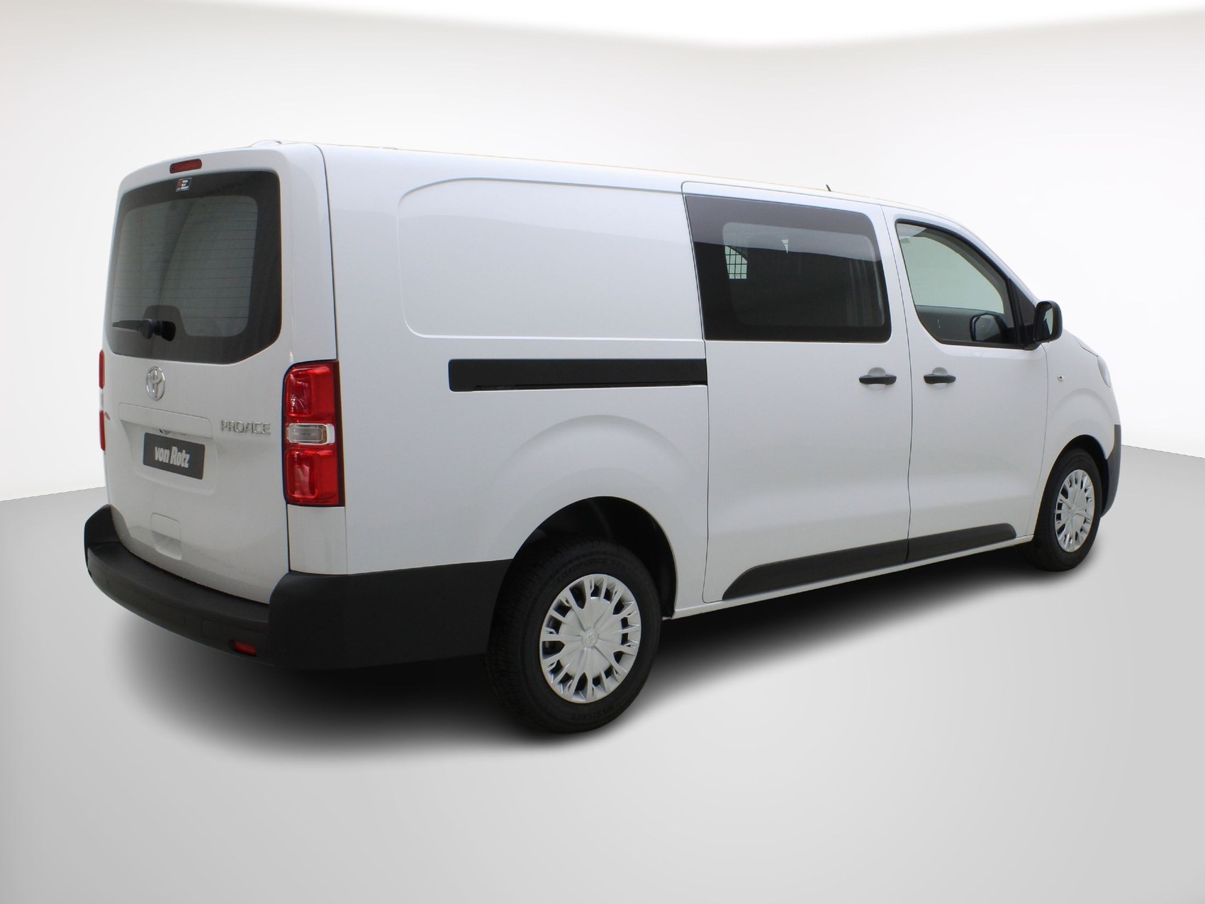 TOYOTA Proace Van L2 2.2 D Advanced-image-1