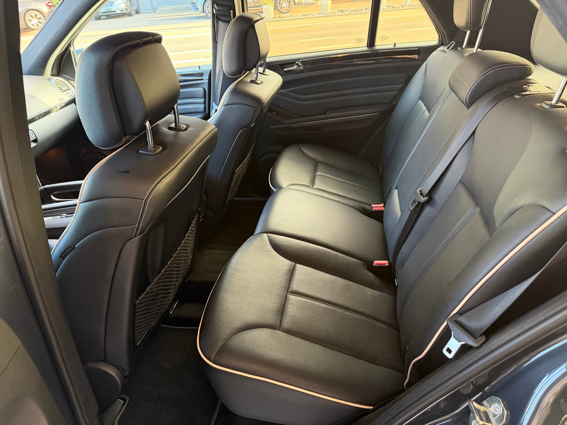 MERCEDES-BENZ ML 300 CDI Blue Efficiency 4Matic 7G-Tronic-image-8