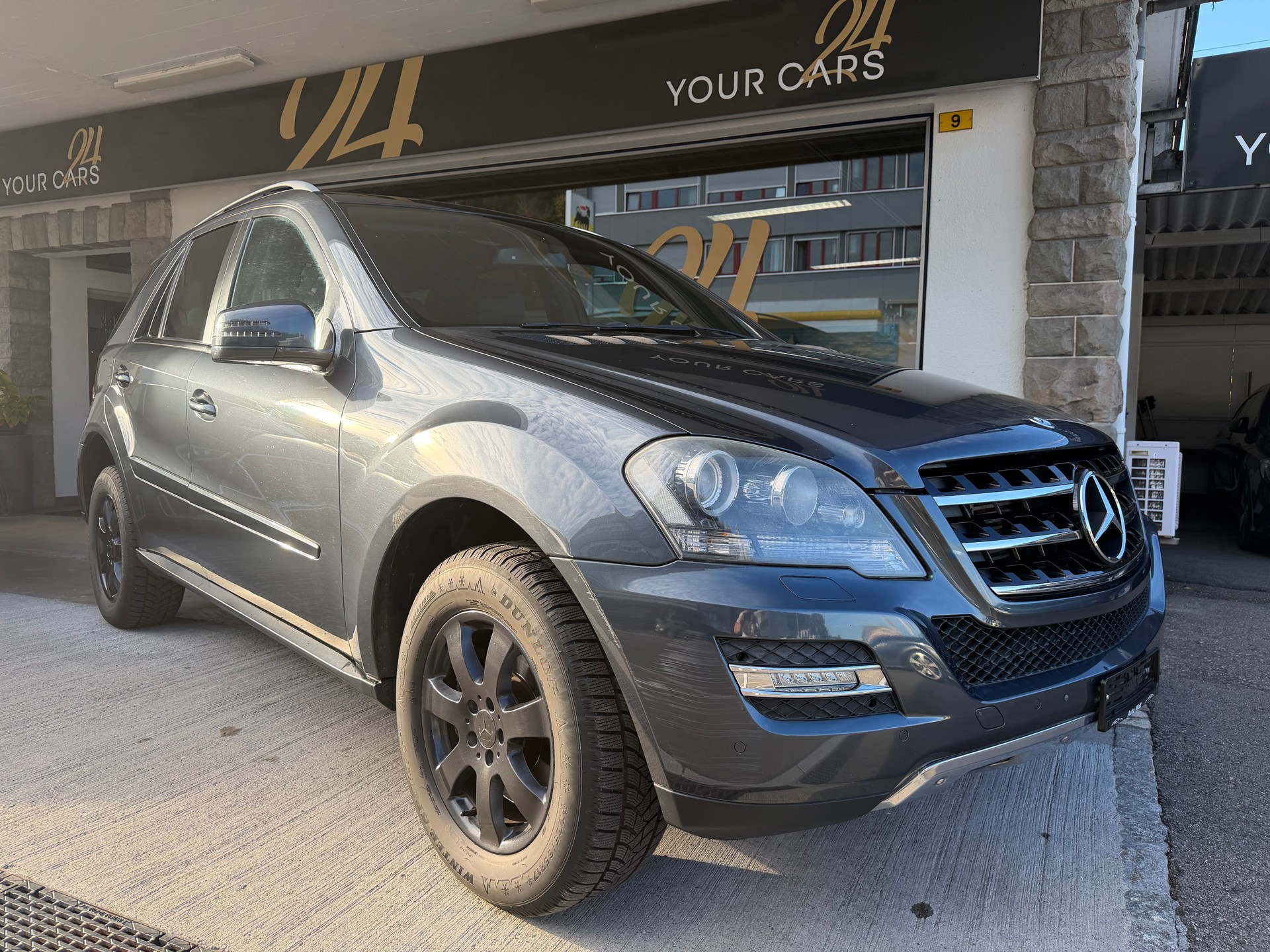 MERCEDES-BENZ ML 300 CDI Blue Efficiency 4Matic 7G-Tronic-image-2