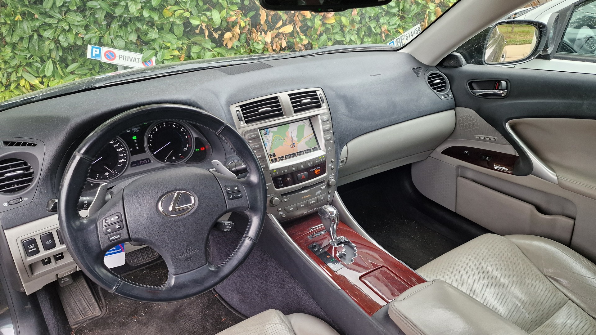 LEXUS 250 Edition-image-3