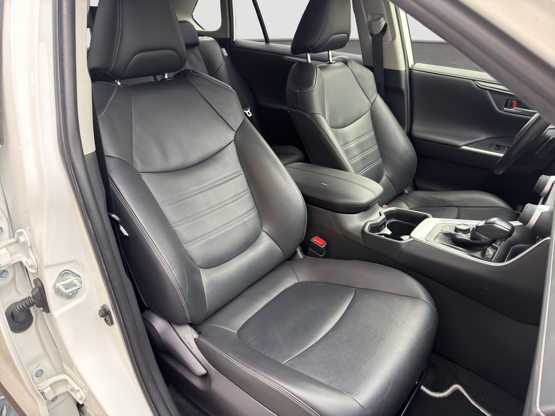 TOYOTA RAV-4 2.5 HSD Premium e-CVT 4WD-image-12