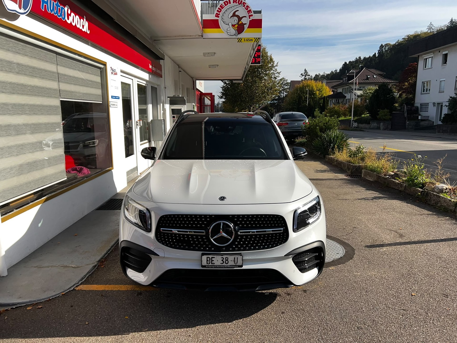 MERCEDES-BENZ GLB 220 d 4Matic AMG Line 8G-Tronic-image-1