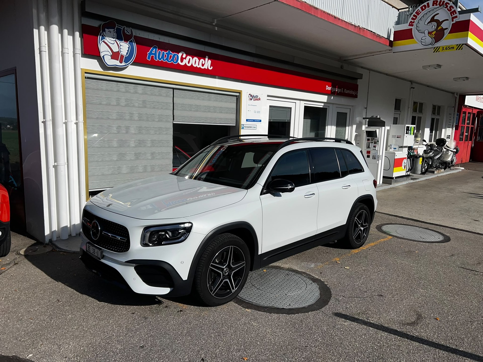 MERCEDES-BENZ GLB 220 d 4Matic AMG Line 8G-Tronic-image-0