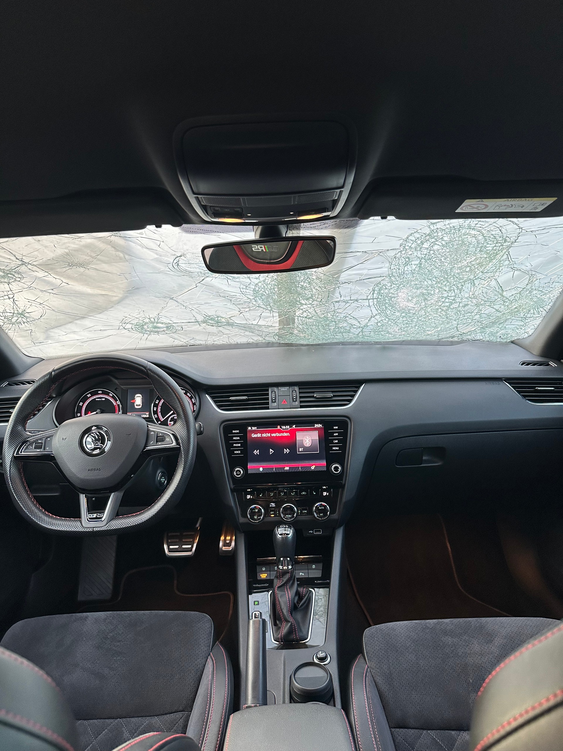 SKODA 2.0 TSI 245 RS DSG-image-5