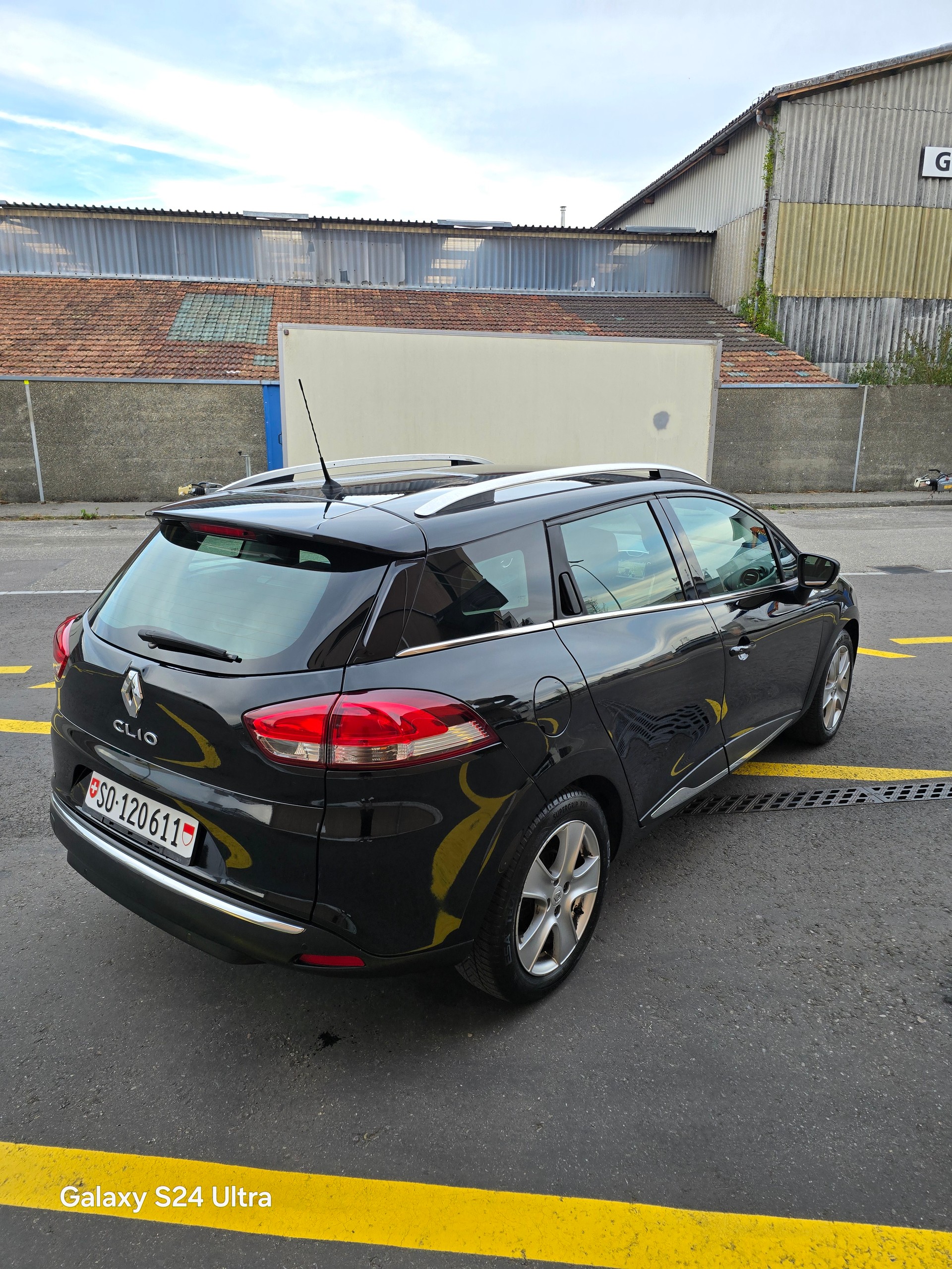 RENAULT 1.2 TCe 120 Iconic S/S-image-2