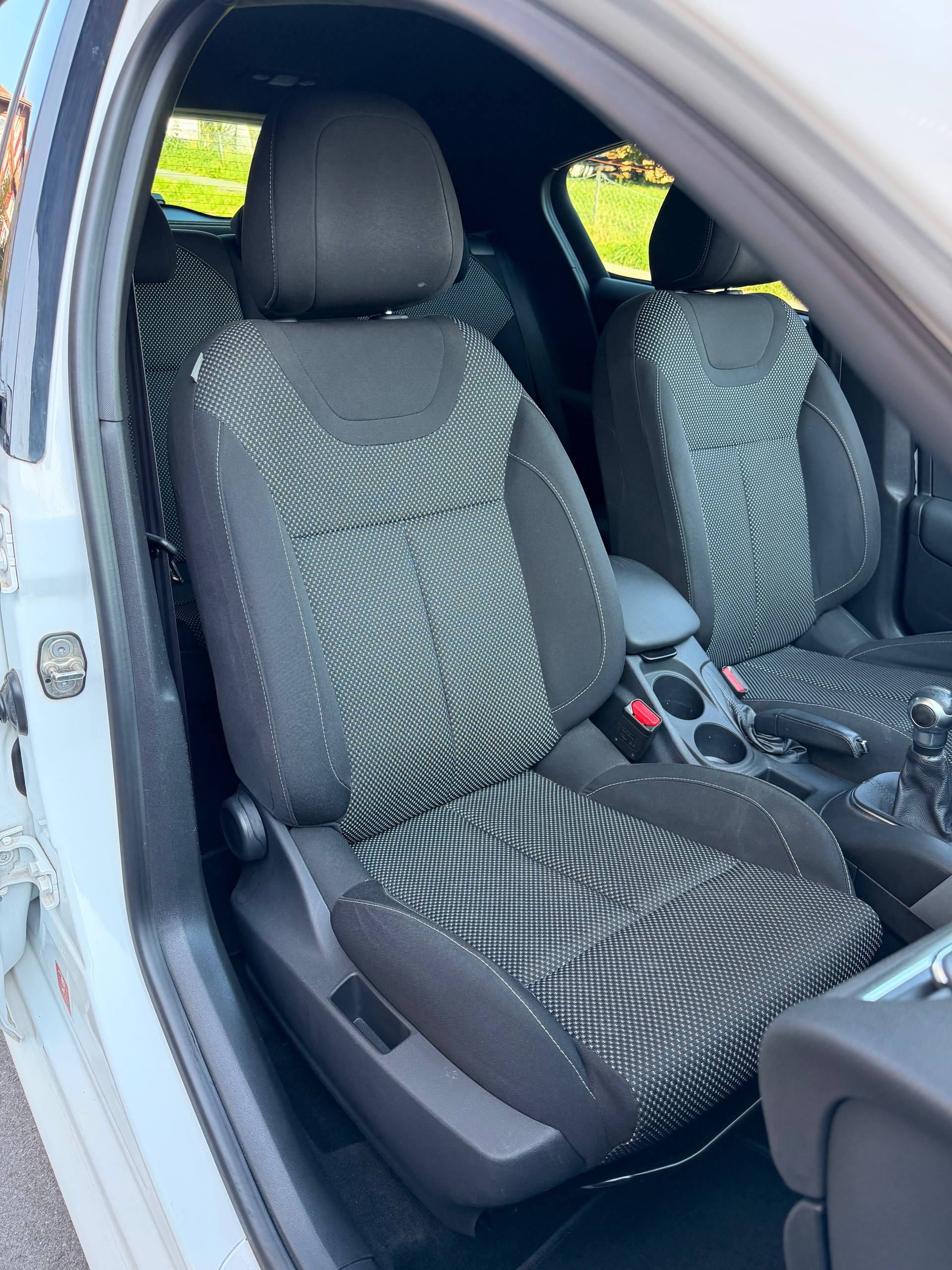 DS AUTOMOBILES DS4 1.6 VTi Chic-image-12