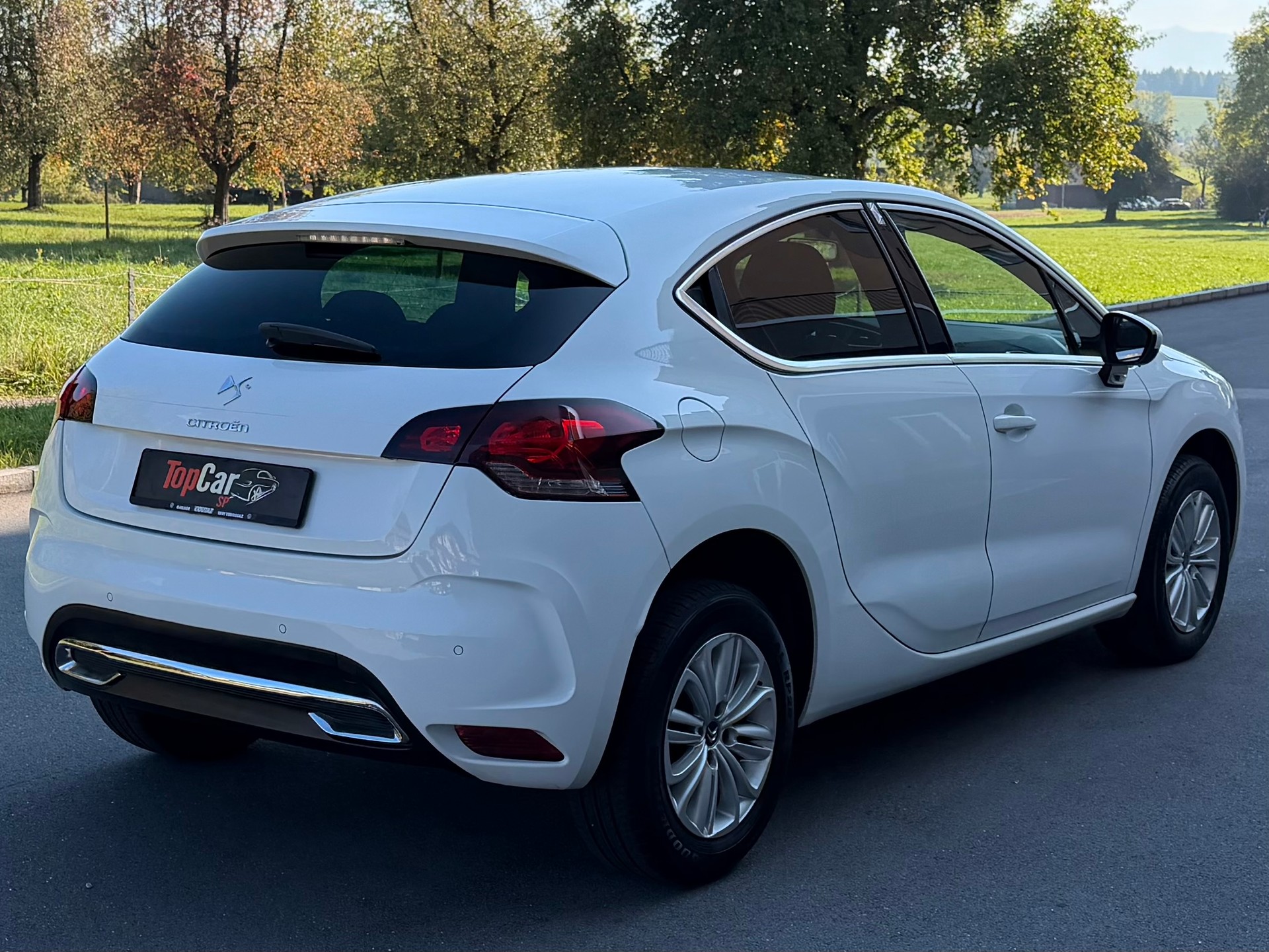 DS AUTOMOBILES DS4 1.6 VTi Chic-image-2