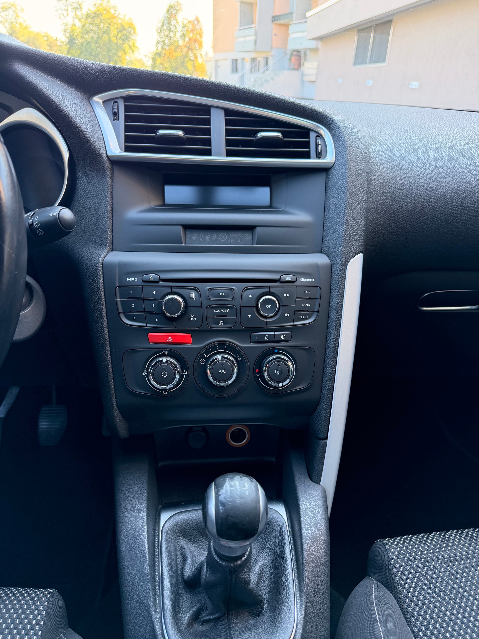 DS AUTOMOBILES DS4 1.6 VTi Chic-image-9