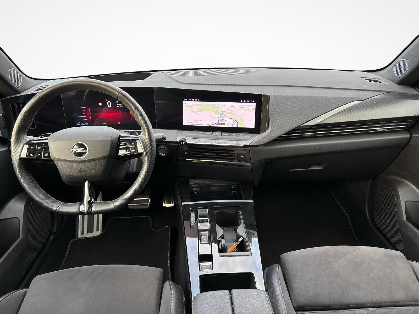 OPEL Astra 1.6 T PHEV 180 Swiss Premium-image-11