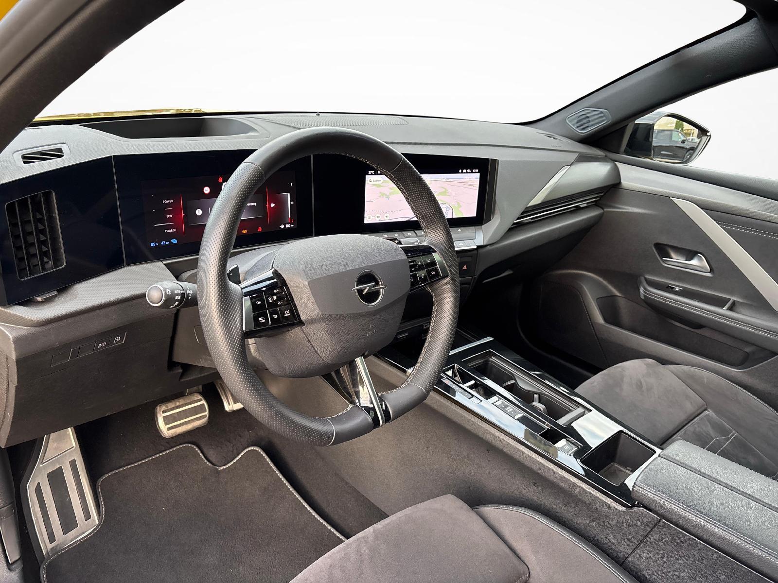 OPEL Astra 1.6 T PHEV 180 Swiss Premium-image-2