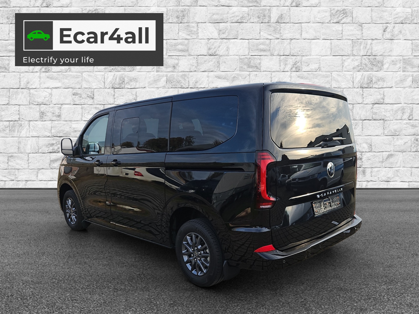 VW Caravelle BEV Life-image-4